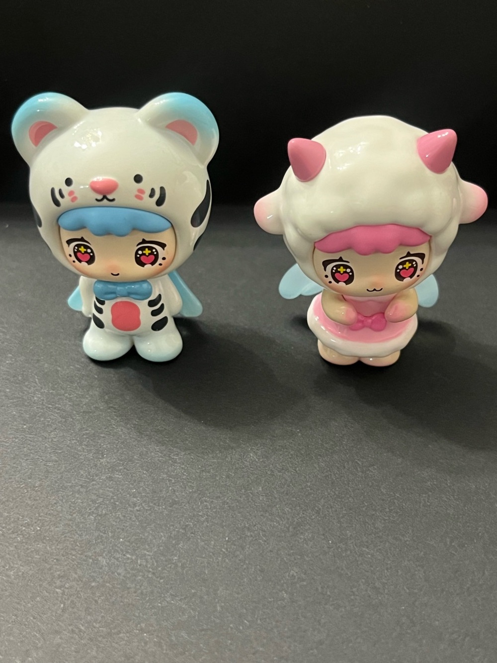 QUBII Animal Castle Dark Night Mini Figure bundle of two